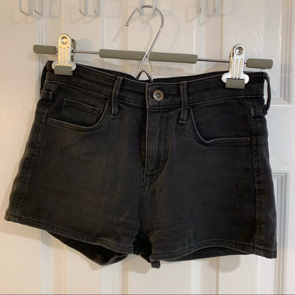 H&M Black High Rise Shorts